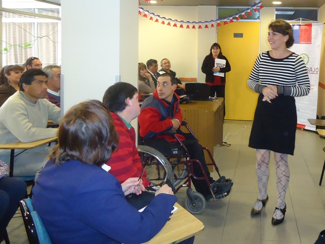 La Directora de SENADIS Metropolitano, Soledad Narbona, en el lanzamiento del Programa “Yo Trabajo”. 